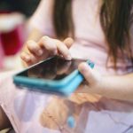 Plataformas para crianças devem publicar relatório de transparência até esta quinta