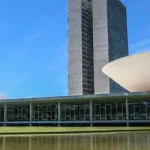 Projeto aprovado no Congresso flexibiliza regras fiscais para benefícios e repasses a municípios